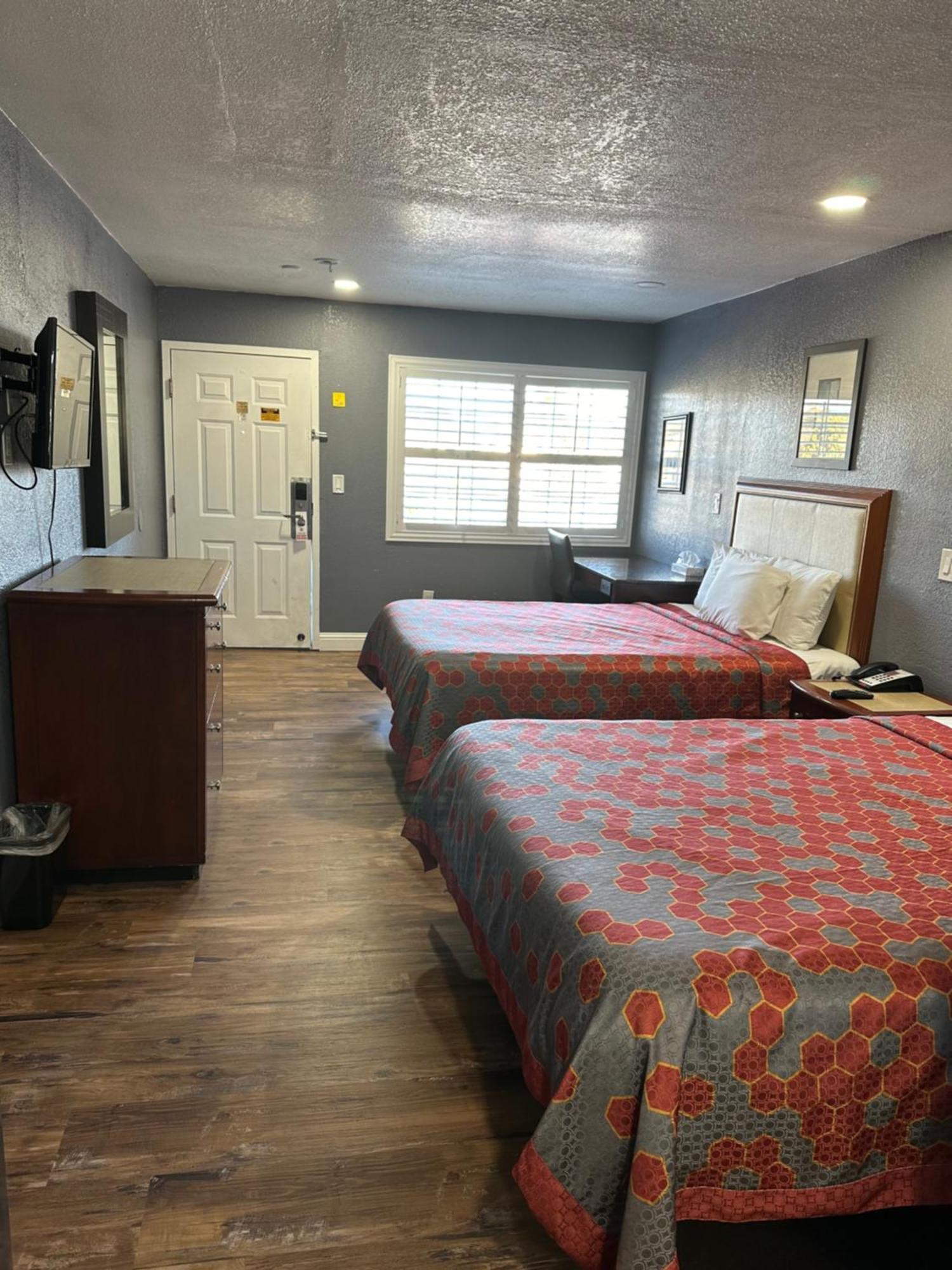 Fireside Inn By The Beach Boardwalk & Bowling Santa Cruz Eksteriør billede