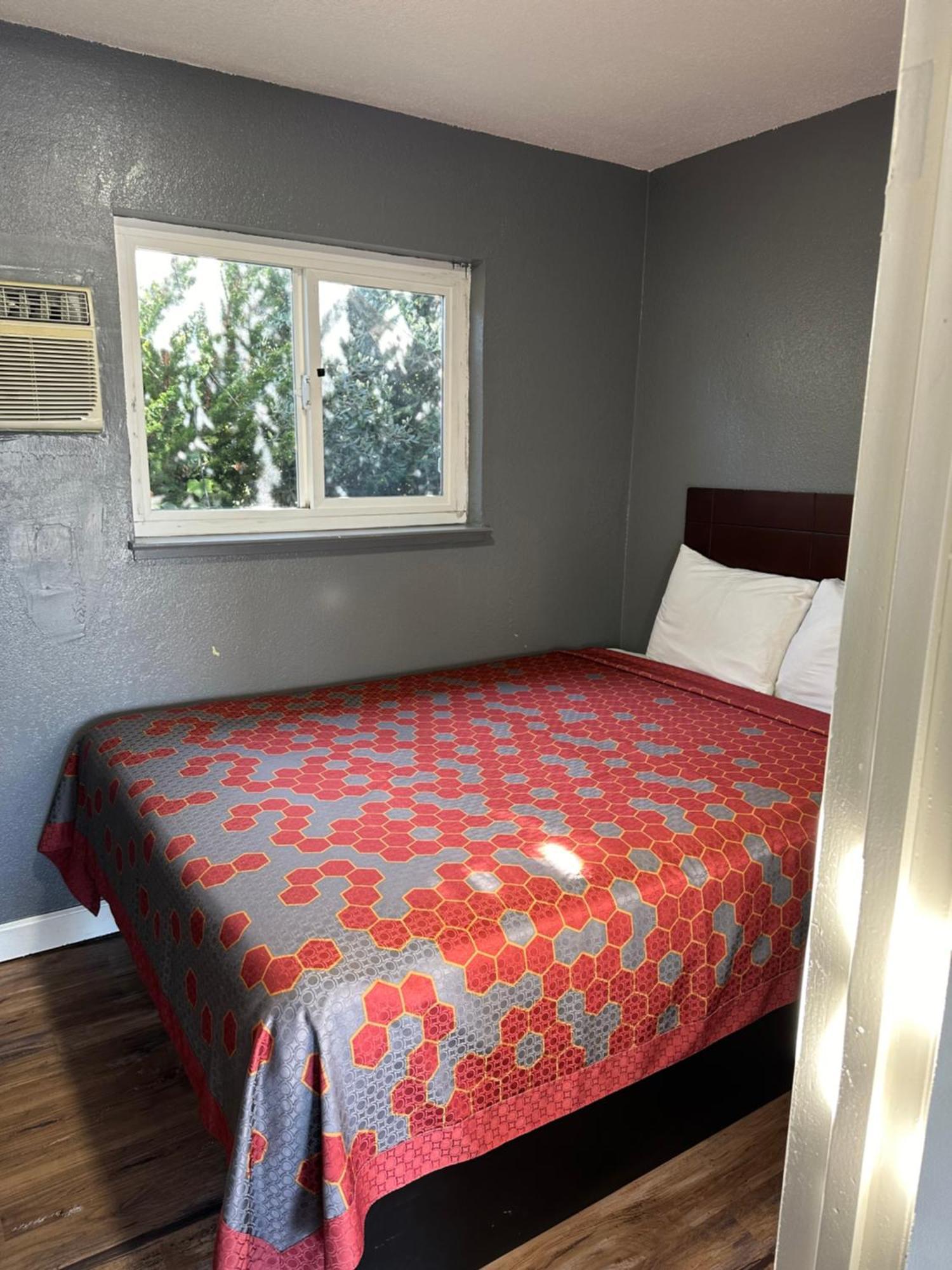 Fireside Inn By The Beach Boardwalk & Bowling Santa Cruz Eksteriør billede